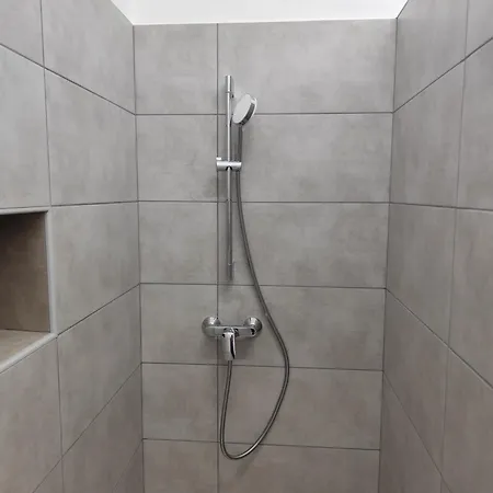 Apartma Peter1a アパート ゴレンスカ地方