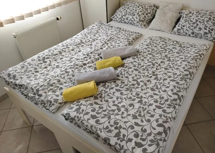 דירה Apartma Peter1a בגונג'ה נה גורנג'סקם